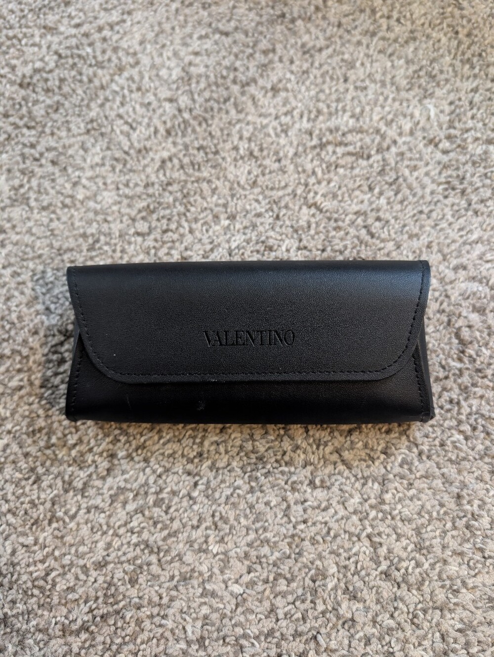 Valentino Rockstud Cat Eye Sunglasses With Case - Picture 6 of 7